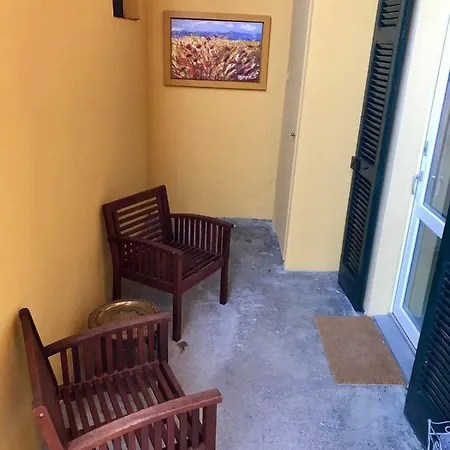 Meschihouse - Leonardo 35 *